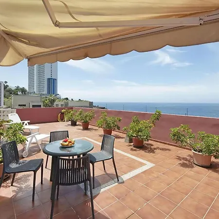 Spacious With Private Terrace Дом отдыха *