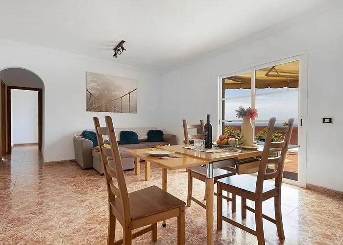 Σπίτι διακοπών Spacious With Private Terrace