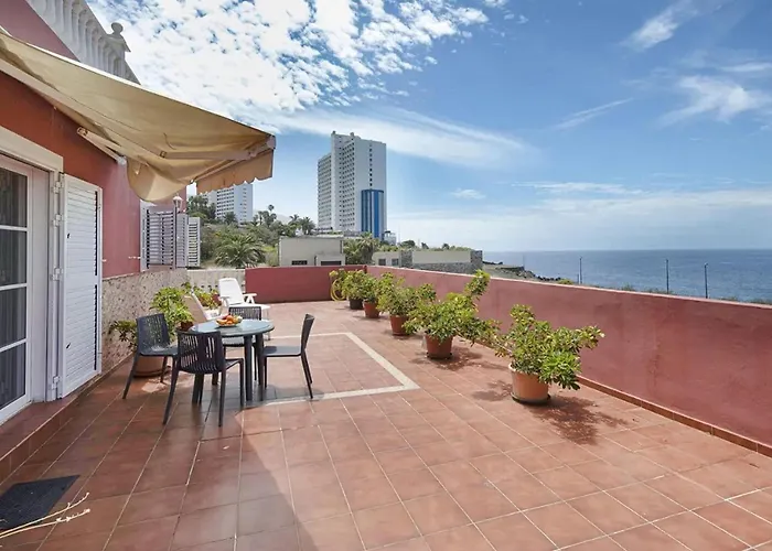 Spacious With Private Terrace Πουέρτο Ντε Λα Κρουζ