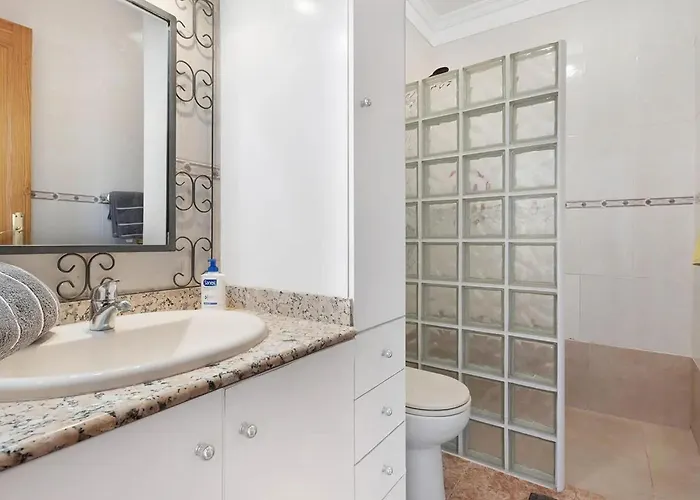 Spacious With Private Terrace Σπίτι διακοπών